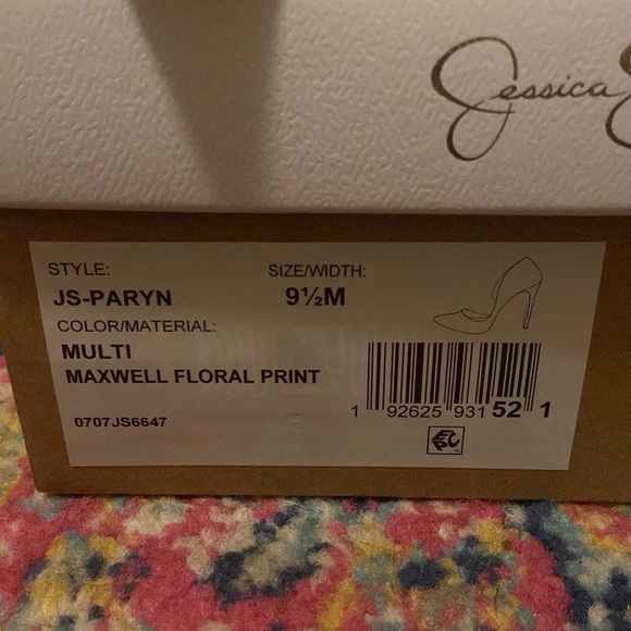 Jessica Simpson JS-Paryn Maxwell Floral Print D’Orsay Pumps - Picture 9 of 9